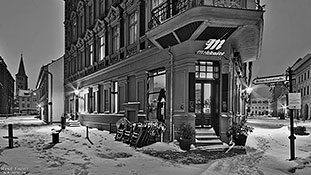 Nachts in der Grünstraße Ecke Böttcherstraße 