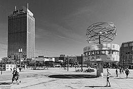 Alexanderplatz mit Weltzeituhr - 6773