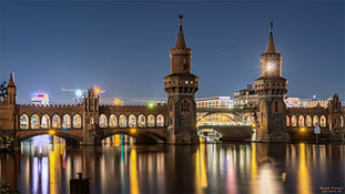 Berliner Oberbaumbrücke bei Nacht - 2016